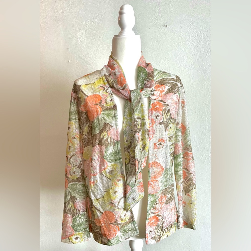 JOHNNYE Vintage Metallic Floral Tie Neck Cardigan